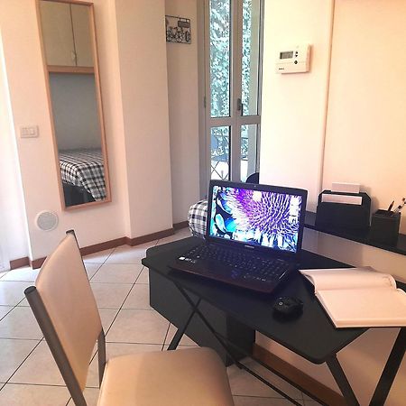 شقة Private Garden & Garage - Self Check-In & Remote Access كومو المظهر الخارجي الصورة
